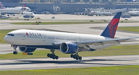 Boeing 757/767/777 Pilot .